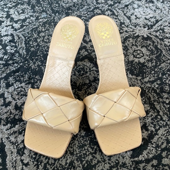 VINCE CAMUTO BRELANIE WOVEN-STRAP HEEL - brand new w/o box - Picture 1 of 6